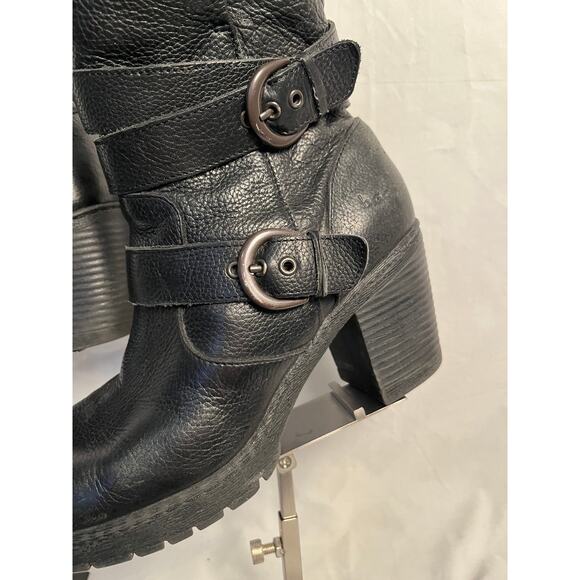 Born Black Leather Ankle Boots Buckle Block Heel Women’s Size 8.5 - Picture 4 of 6